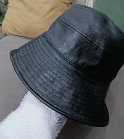 渔夫帽，双面都能戴，全新的没戴过，出给有需...