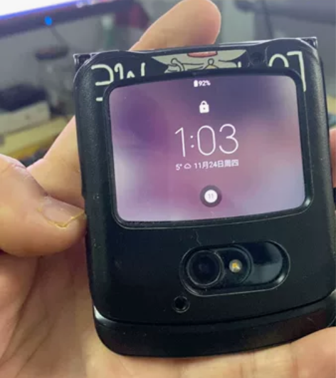 摩托罗拉 刀锋战士手机 女生自用 盒子都在...