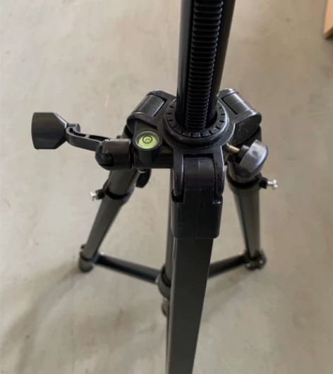 处理小号黑色手摇画架，剩余15个，全新未拆...