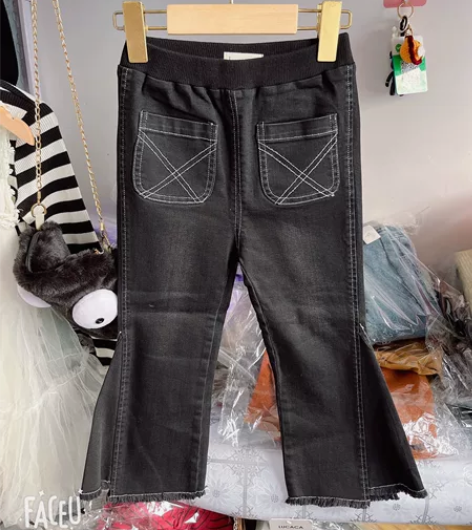 个性牛仔裤，110码可开档！两件包邮，偏远...
