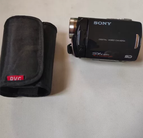 Sony/索尼DVC摄像机16X 使用4节...