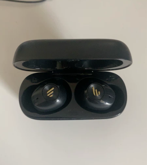 漫步者W2无线蓝牙耳机 因入手其它产品，所...
