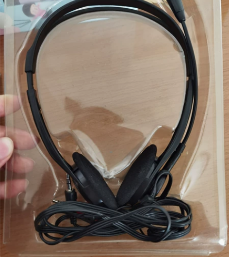超重低音立体声耳机 全新未用，没啥牌子 有...