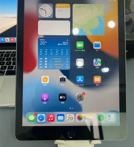 闲置出个人平板女生自用 iad2018 款...