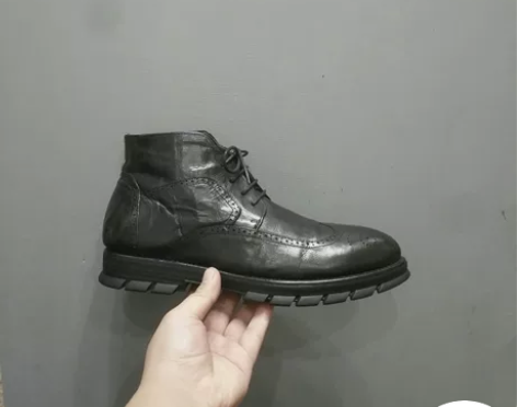 头层牛皮内里加绒保暖男士秋冬季黑色英伦风布...
