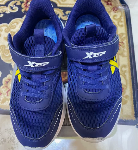 特步男宝鞋蓝色36码闲置转让便宜出,喜欢来...