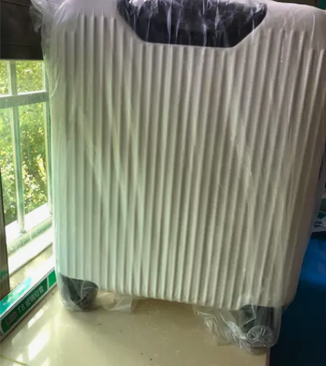 网易严选登机箱51升，未使用过，限海南本地...
