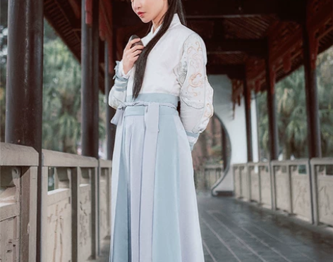 都城南庄春日常绣花传统汉服套装手腕绑带齐腰...