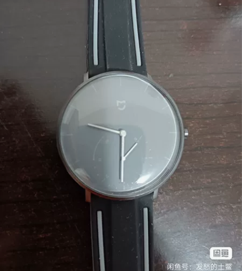 小米米家石英表,没有电了,自己上网买个电池...