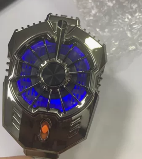 全新手机散热器。清货实物拍摄。 感兴趣的话...