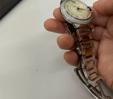 卡地亚手表 感兴趣的话点“我想要”和我私聊...