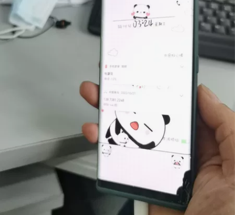 华为mate30pro8+128能充电，能...