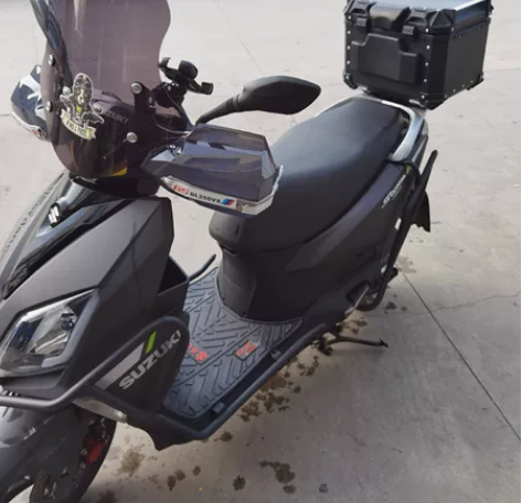SuzukI，2022年8月 铃木UY12...