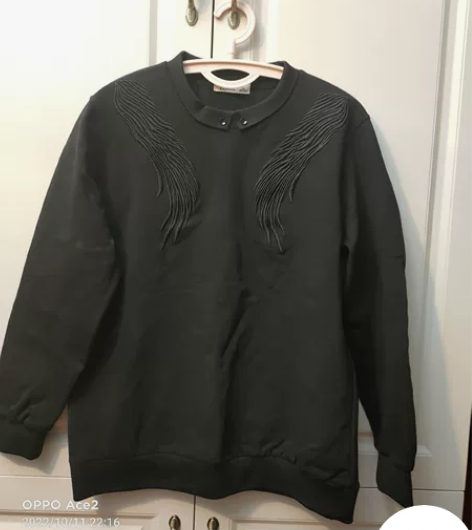 英爵伦男士卫衣，XL码 感兴趣的话点“我想...