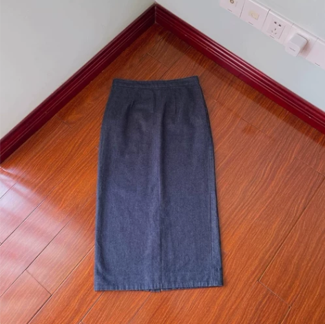 emmi日本代购正品铅笔裙 日本专柜正品，...