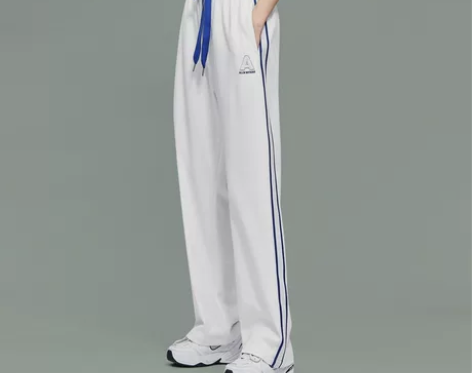 【88狂欢价】夏季薄款休闲裤女冰丝高腰显瘦直筒卫裤大码美式V... 【88狂欢价】夏季薄款休闲裤女冰丝高腰显瘦直筒卫裤大码美式V...