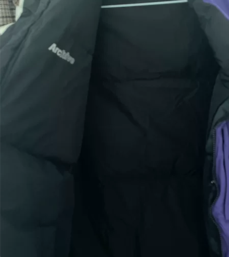 男士羽绒服码数买大了，正反穿都可以，耐脏耐...