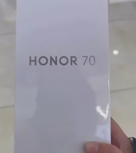 荣耀70 12+512新机，单位发的便宜出