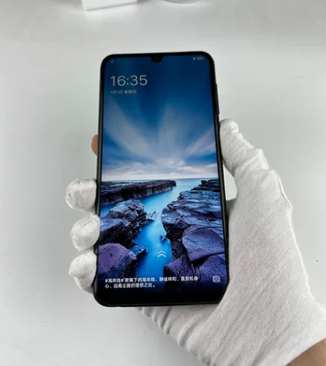 vivo Z3vivo 6+64灵动水滴屏...