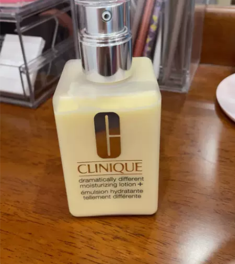 倩碧黄油乳液面霜 补水保湿修护 敏感肌舒缓...