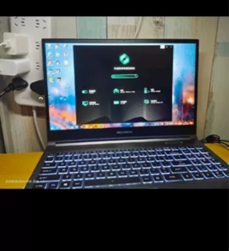 机械革命蛟龙7 3070显卡R9 5900...