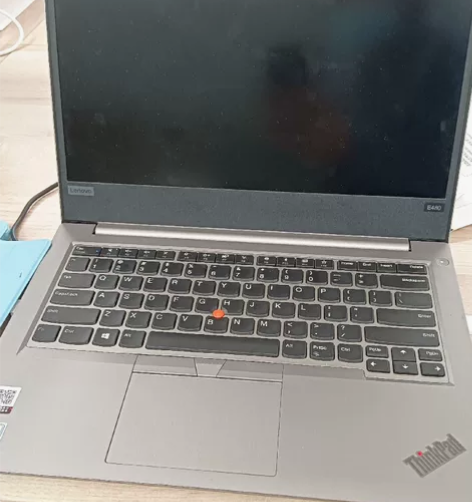 thinkpad 一台 使用过 感兴趣的话...