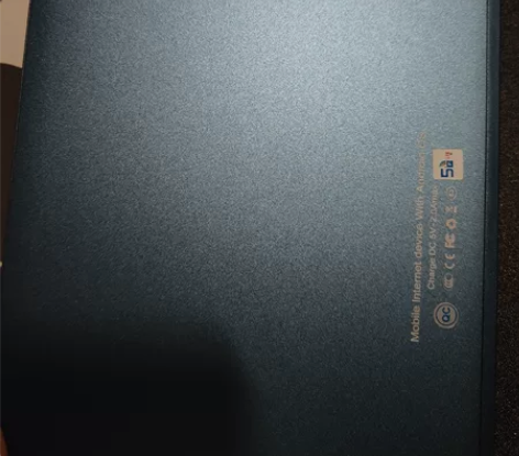 出平板 99新,送电容笔,保护壳,膜耳机充...