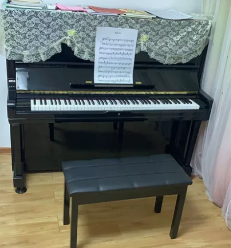 英昌U3钢琴 淘宝购入 有琴凳哦 感兴趣的...