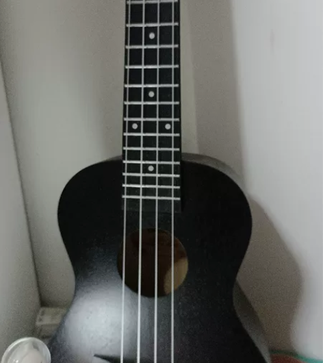 尤克里里，不会弹 感兴趣的话点“我想要”和...