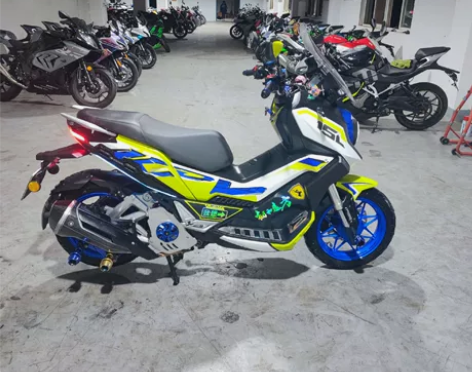 出21年9月力帆KPV150越野踏板摩托车...