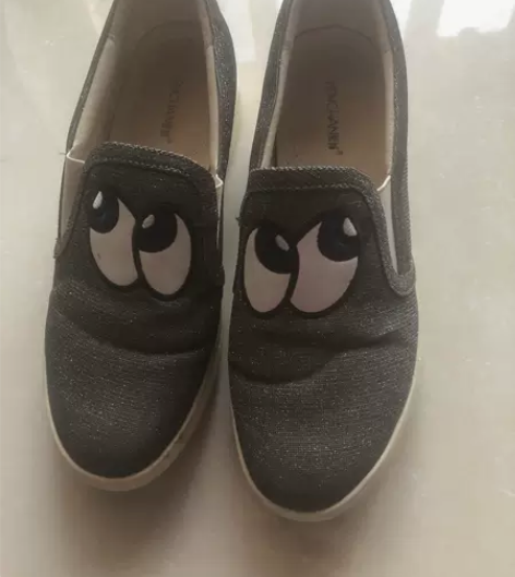 38码内增高鞋，没穿几次，亮闪闪的，199...