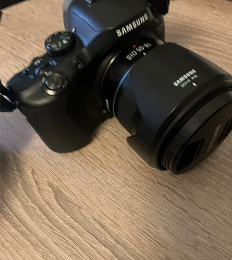 三星NX20单反微单套机配18-55镜头，...