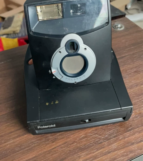 宝丽来相机,成色可以,不懂不会试,好坏未知...