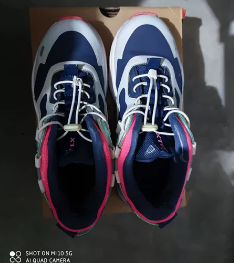 女大童特步冬款鞋，舒适，保暖！ 感兴趣的话...