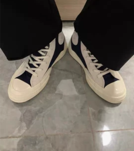 匡威拼接 帆布鞋 高帮 37码 商场购入 ...