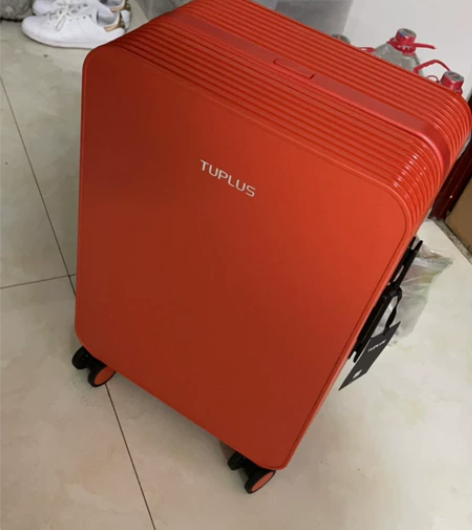 tuplus途加20寸旅行箱,全新! 熟橘...