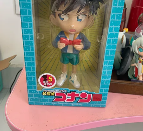 全新名侦探柯南手办工藤新一侦探徽章追踪眼镜...