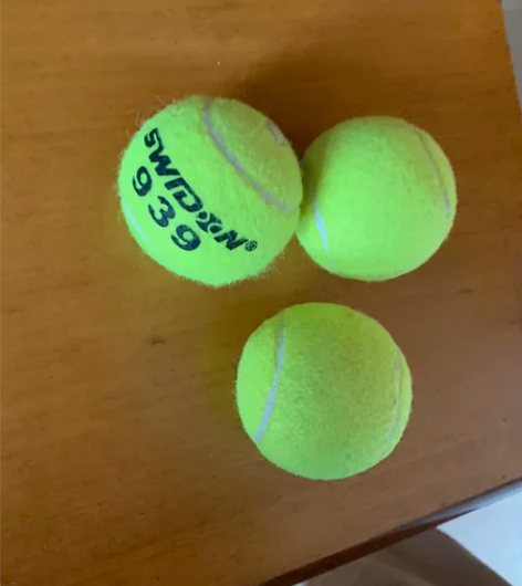 网球三个,按摩颈背用。 感兴趣的话点“我想...