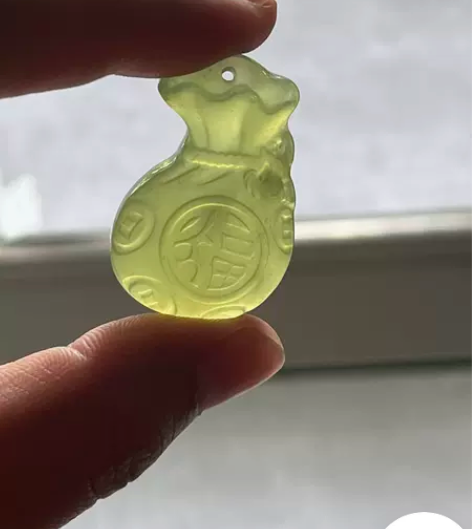 钱袋吊坠，玉雕钱袋有代代有福，代代有财，招...