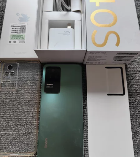 红米k40s 8+256g保修期至明年9月...