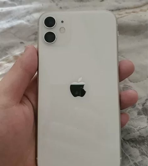 苹果11   国行128g   媳妇一手使...