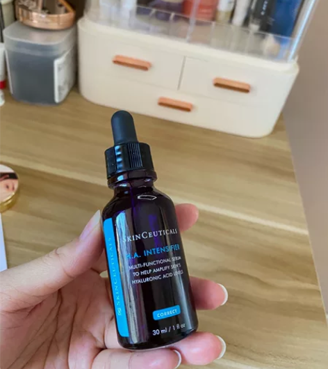 修丽可紫米精华，旗舰店购入，余量如图 感兴...