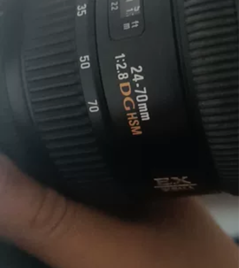 尼康d700带24-70镜头 感兴趣的话点...