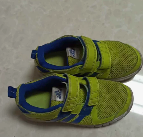 Adidas网鞋 孩子长的快,穿着小了 ,...