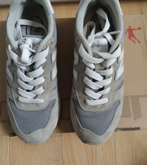 新百伦运动鞋，37码，九新转让 感兴趣的话...