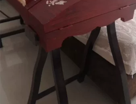 儿童古筝，送支架和谱架。 买入不到两年，所...