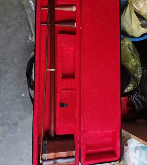 全新红木二胡乐器处理，琴行最少两千多，苏州...