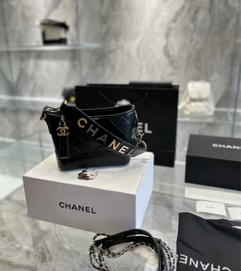 黑金小号Gabrielle流浪包，芯片款，...
