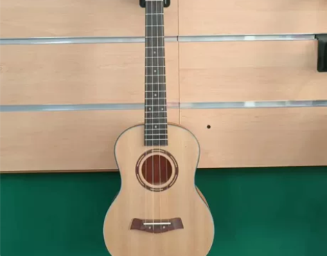 全新26寸云杉桃花心面单尤克里里80包邮 ...