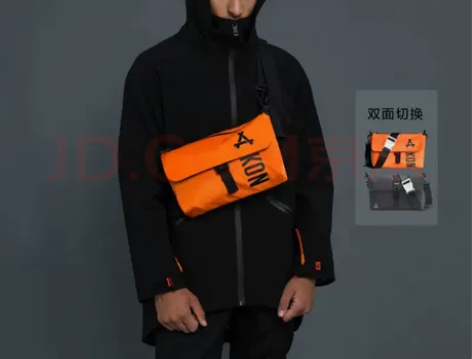 KON青年男士单肩包新款小胸包男学生运动休...
